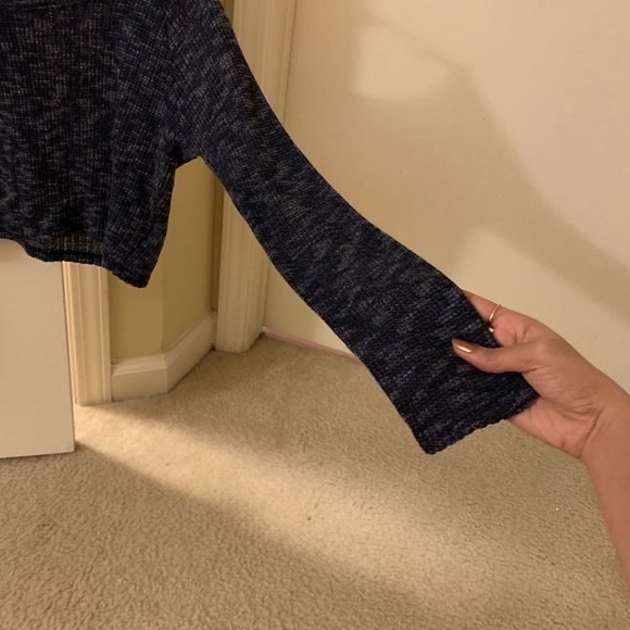 Cute Crop Top - Picture 4 of 5